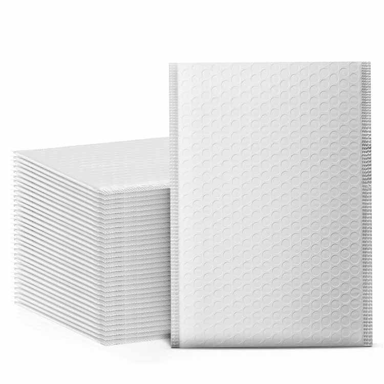 9.5 x 13.5 - #4 Self-Seal White Poly Bubble Mailers 100 Per Case