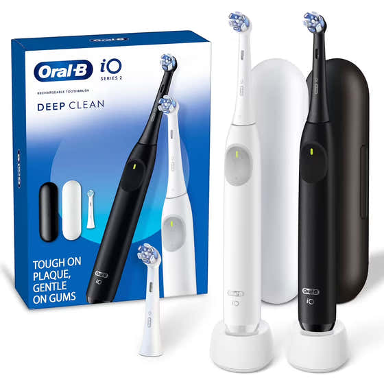 Oral-B iO Series 2 Electric Toothbrush, Pure White &amp; Night Black, 2pk., 3 Brush Heads | Oral-B - Value pack