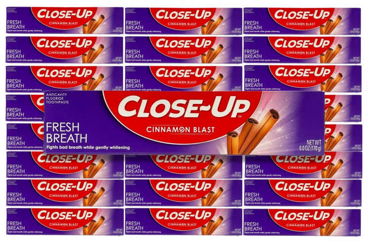 Close-Up - Fluoride Toothpaste Refreshing Gel - 6 Oz - 24 Pack | Colgate - Pre Order